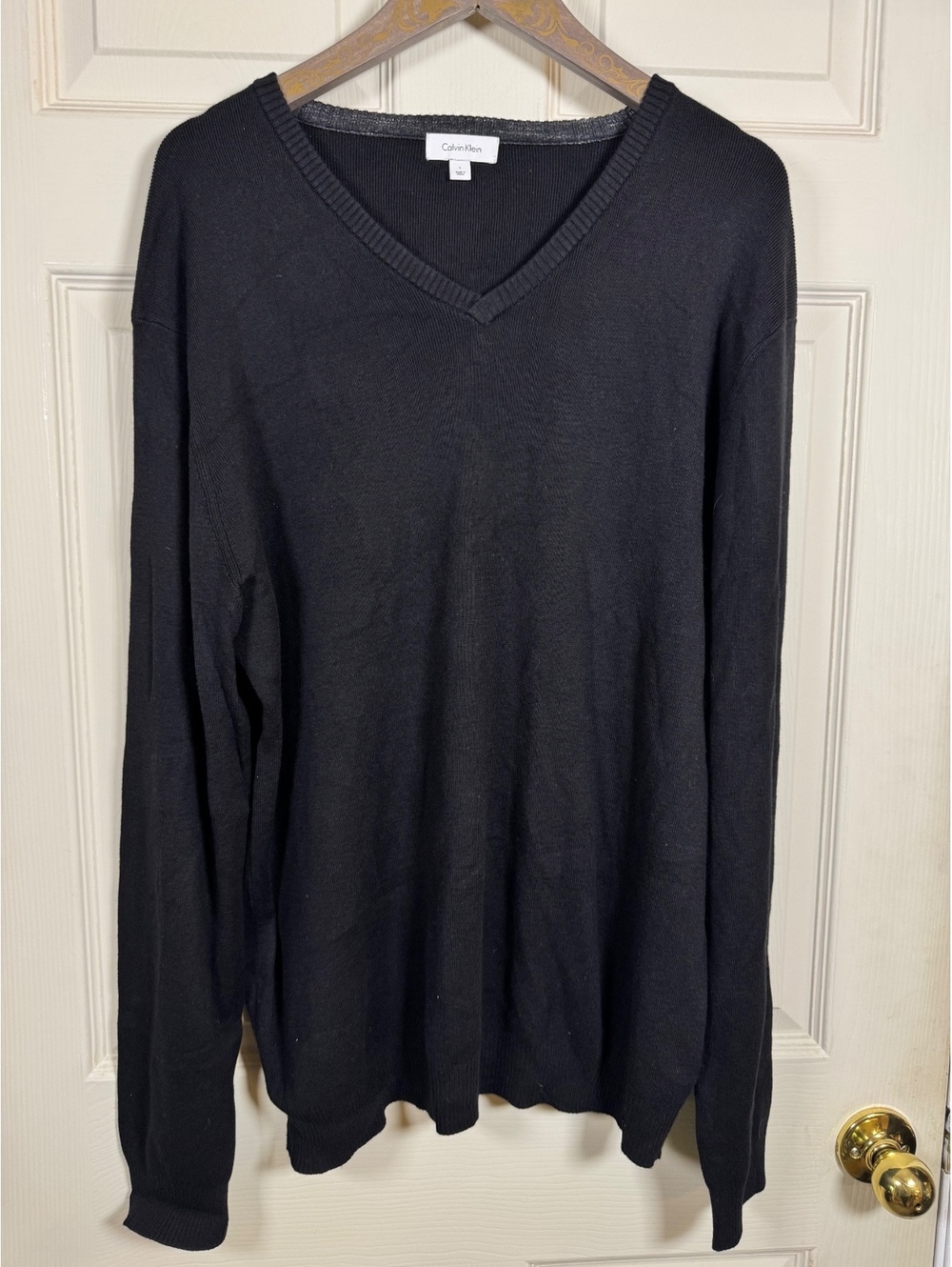 Calvin Klein Black V-Neck Pullover Sweater Size L